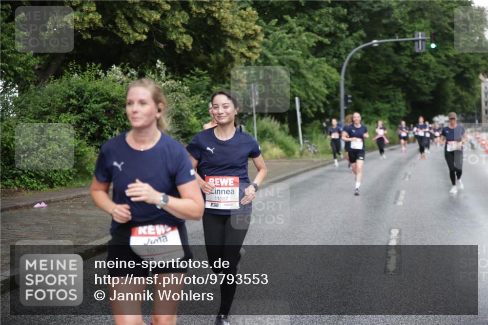 14.06.2026 - REWE Women's Run Jannik Wohlers http://msf.ph/oto/9793553 14.06.2026 09:53:01 Laufen 10075, 57, 11007, 7 meine-sportfotos.de