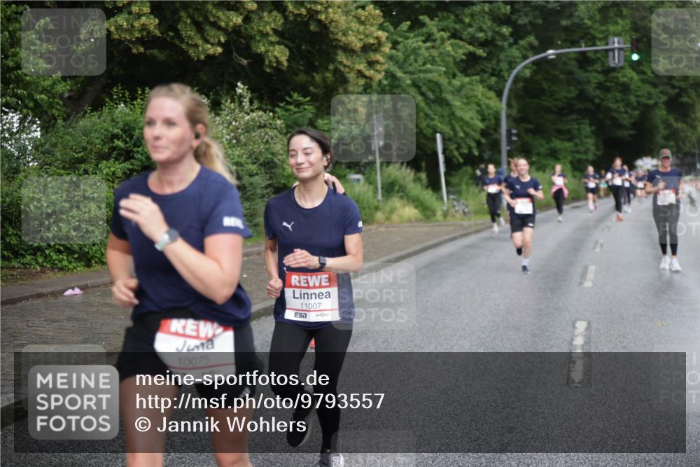 14.06.2026 - REWE Women's Run Jannik Wohlers http://msf.ph/oto/9793557 14.06.2026 09:53:02 Laufen 10075, 977, 11007 meine-sportfotos.de
