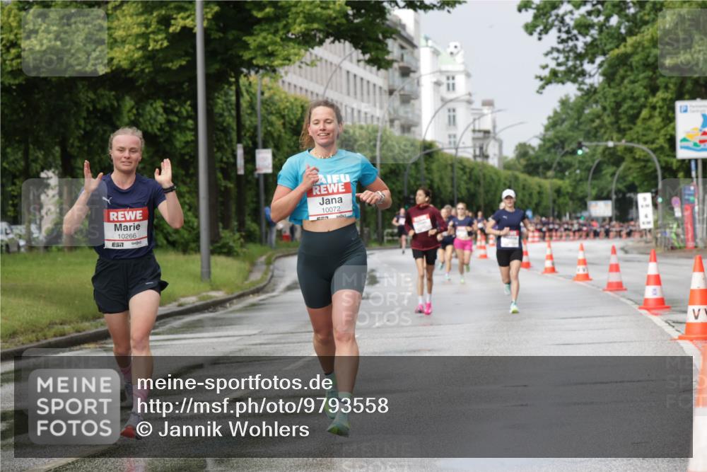 14.06.2026 - REWE Women's Run Jannik Wohlers http://msf.ph/oto/9793558 14.06.2026 09:07:09 Laufen 10266, 10072 meine-sportfotos.de