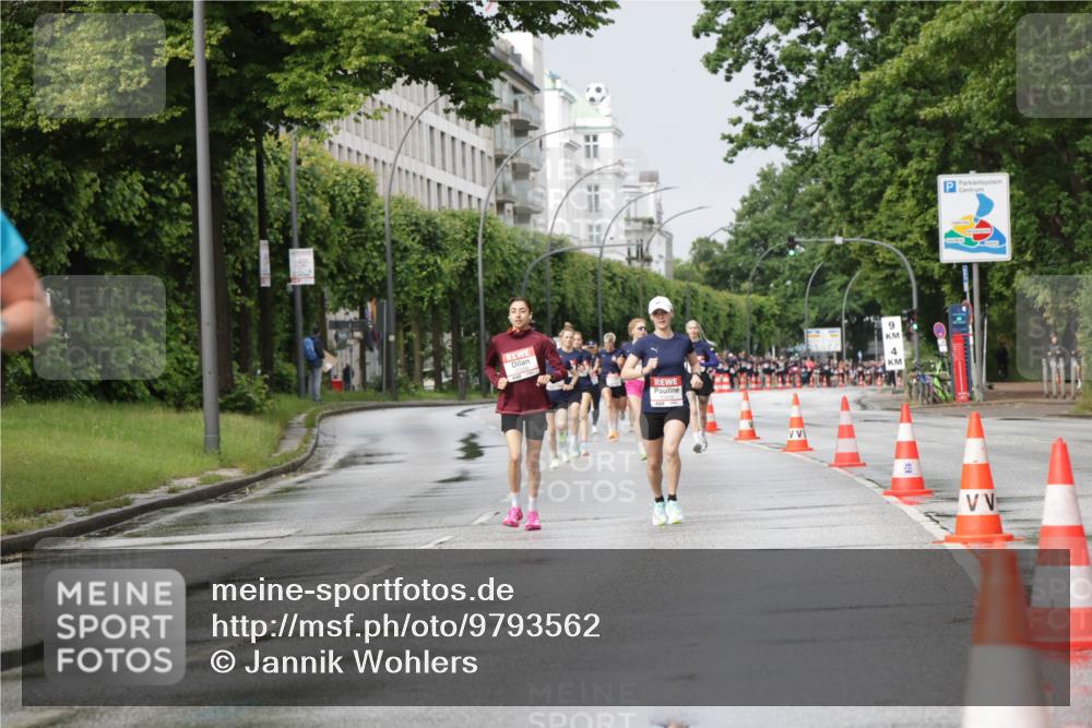 14.06.2026 - REWE Women's Run Jannik Wohlers http://msf.ph/oto/9793562 14.06.2026 09:07:11 Laufen 9, 4 meine-sportfotos.de