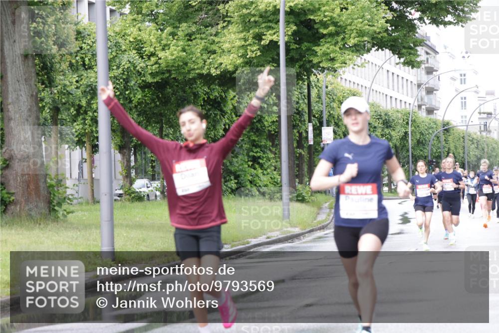 14.06.2026 - REWE Women's Run Jannik Wohlers http://msf.ph/oto/9793569 14.06.2026 09:07:16 Laufen  meine-sportfotos.de