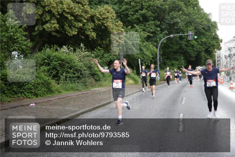 14.06.2026 - REWE Women's Run Jannik Wohlers http://msf.ph/oto/9793585 14.06.2026 09:53:04 Laufen 11016, 7 meine-sportfotos.de