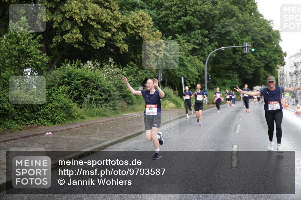 14.06.2026 - REWE Women's Run Jannik Wohlers http://msf.ph/oto/9793587 14.06.2026 09:53:04 Laufen  meine-sportfotos.de