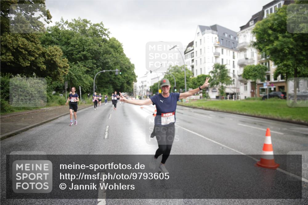 14.06.2026 - REWE Women's Run Jannik Wohlers http://msf.ph/oto/9793605 14.06.2026 09:53:05 Laufen  meine-sportfotos.de