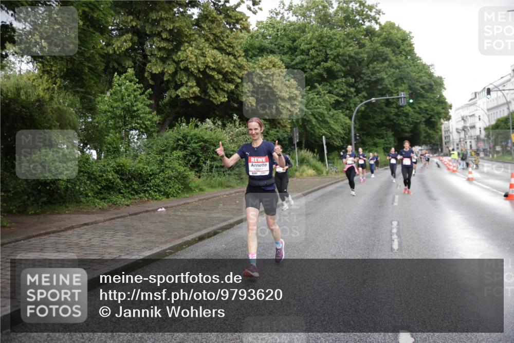 14.06.2026 - REWE Women's Run Jannik Wohlers http://msf.ph/oto/9793620 14.06.2026 09:53:07 Laufen 10377 meine-sportfotos.de
