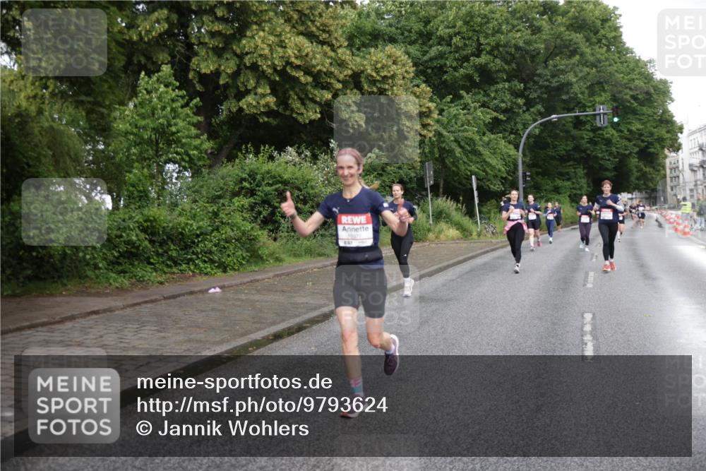 14.06.2026 - REWE Women's Run Jannik Wohlers http://msf.ph/oto/9793624 14.06.2026 09:53:07 Laufen 20377 meine-sportfotos.de