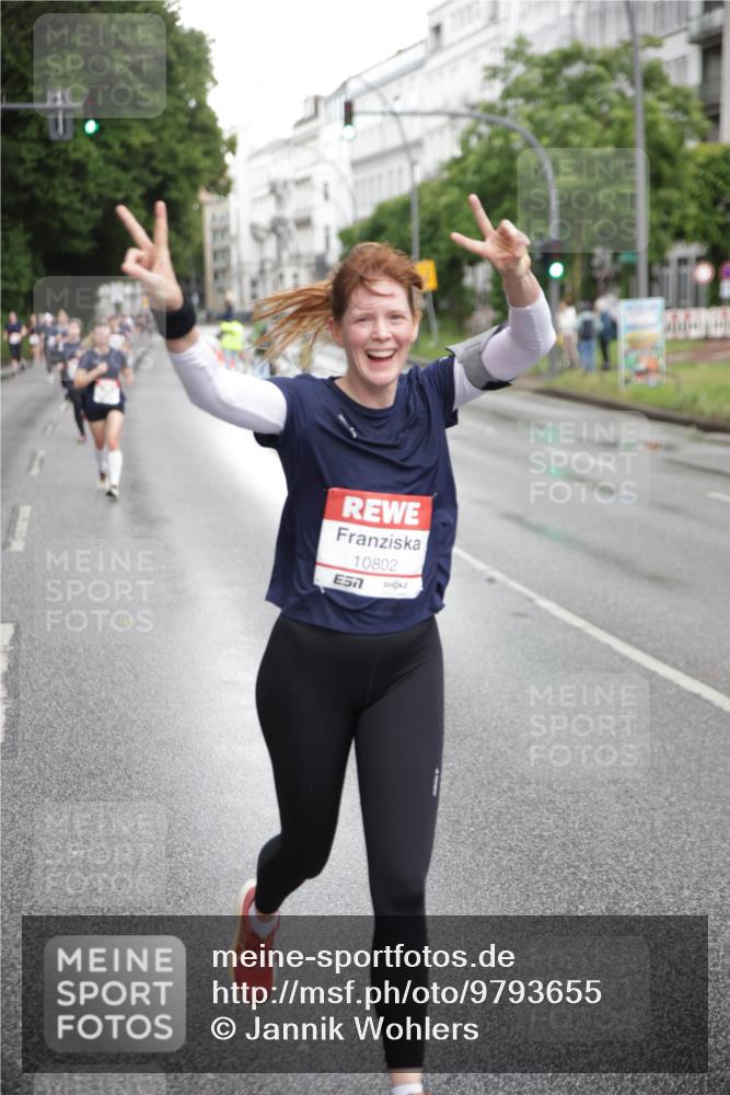14.06.2026 - REWE Women's Run Jannik Wohlers http://msf.ph/oto/9793655 14.06.2026 09:53:11 Laufen 10802, 7 meine-sportfotos.de