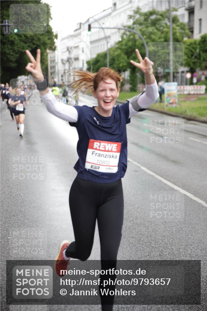 14.06.2026 - REWE Women's Run Jannik Wohlers http://msf.ph/oto/9793657 14.06.2026 09:53:11 Laufen 10802, 7 meine-sportfotos.de