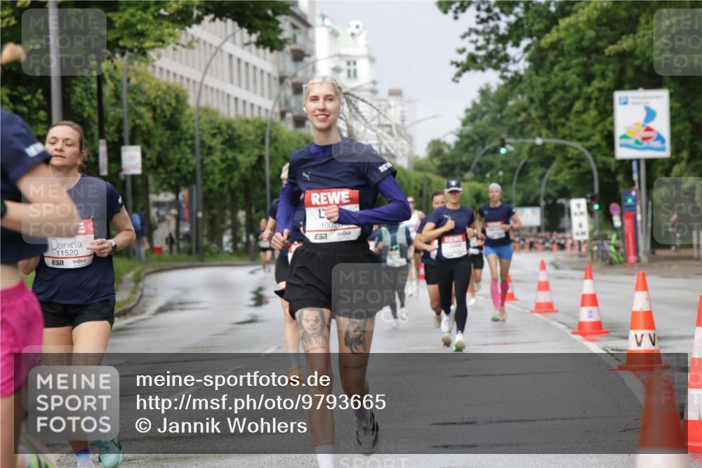 14.06.2026 - REWE Women's Run Jannik Wohlers http://msf.ph/oto/9793665 14.06.2026 09:07:24 Laufen 11520, 10020, 7 meine-sportfotos.de