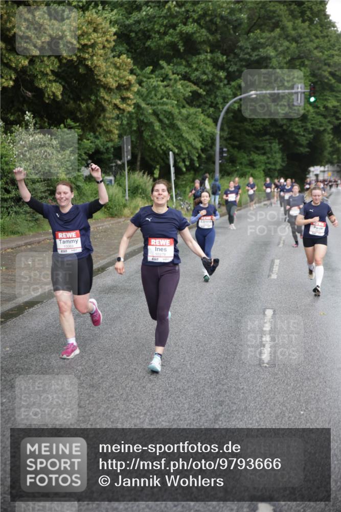14.06.2026 - REWE Women's Run Jannik Wohlers http://msf.ph/oto/9793666 14.06.2026 09:53:12 Laufen 10069, 10378 meine-sportfotos.de