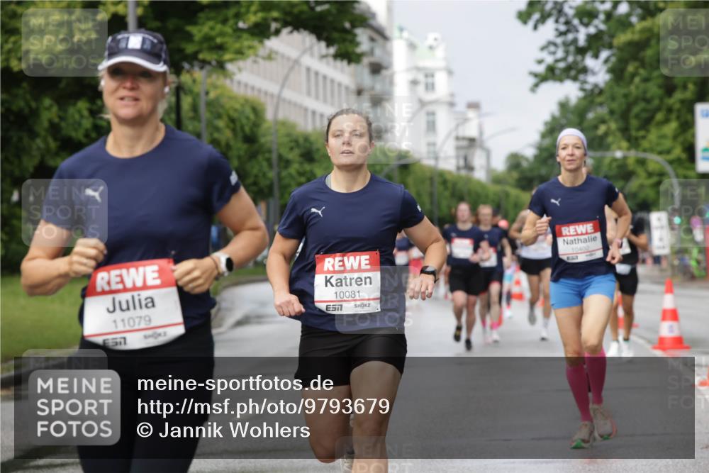 14.06.2026 - REWE Women's Run Jannik Wohlers http://msf.ph/oto/9793679 14.06.2026 09:07:31 Laufen 11079, 10081, 10402, 6317 meine-sportfotos.de