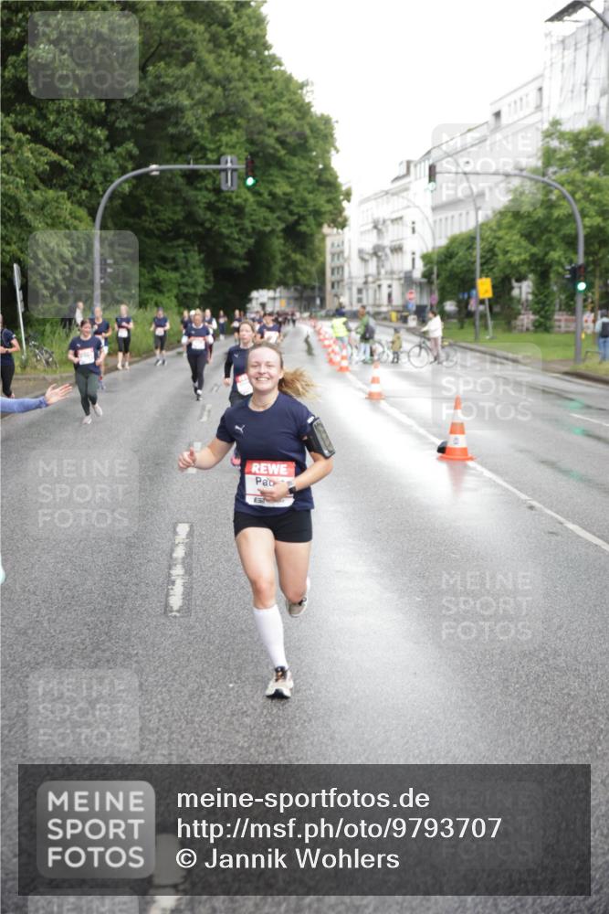 14.06.2026 - REWE Women's Run Jannik Wohlers http://msf.ph/oto/9793707 14.06.2026 09:53:14 Laufen  meine-sportfotos.de
