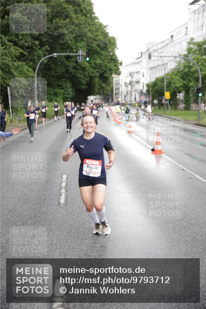 14.06.2026 - REWE Women's Run Jannik Wohlers http://msf.ph/oto/9793712 14.06.2026 09:53:14 Laufen 10976 meine-sportfotos.de