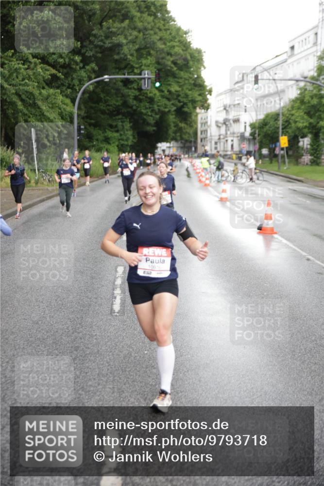 14.06.2026 - REWE Women's Run Jannik Wohlers http://msf.ph/oto/9793718 14.06.2026 09:53:15 Laufen 10976, 57 meine-sportfotos.de