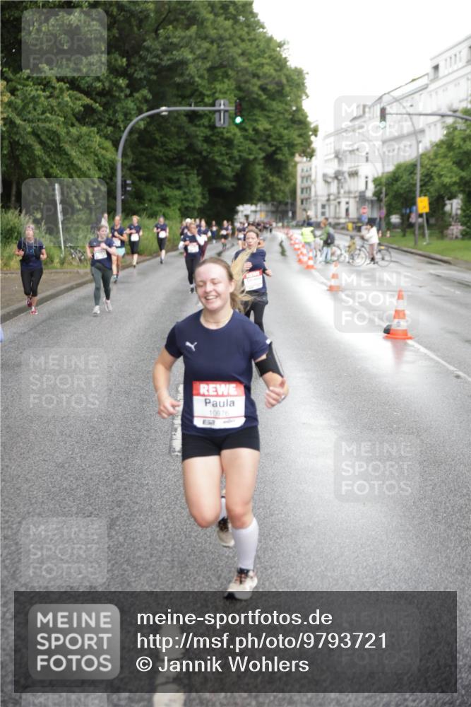 14.06.2026 - REWE Women's Run Jannik Wohlers http://msf.ph/oto/9793721 14.06.2026 09:53:15 Laufen 10976, 57 meine-sportfotos.de