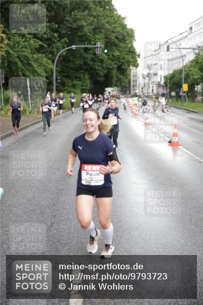 14.06.2026 - REWE Women's Run Jannik Wohlers http://msf.ph/oto/9793723 14.06.2026 09:53:15 Laufen 10976 meine-sportfotos.de