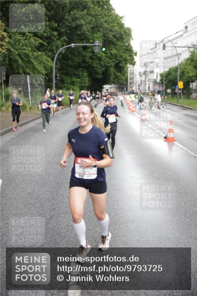 14.06.2026 - REWE Women's Run Jannik Wohlers http://msf.ph/oto/9793725 14.06.2026 09:53:15 Laufen 10976 meine-sportfotos.de