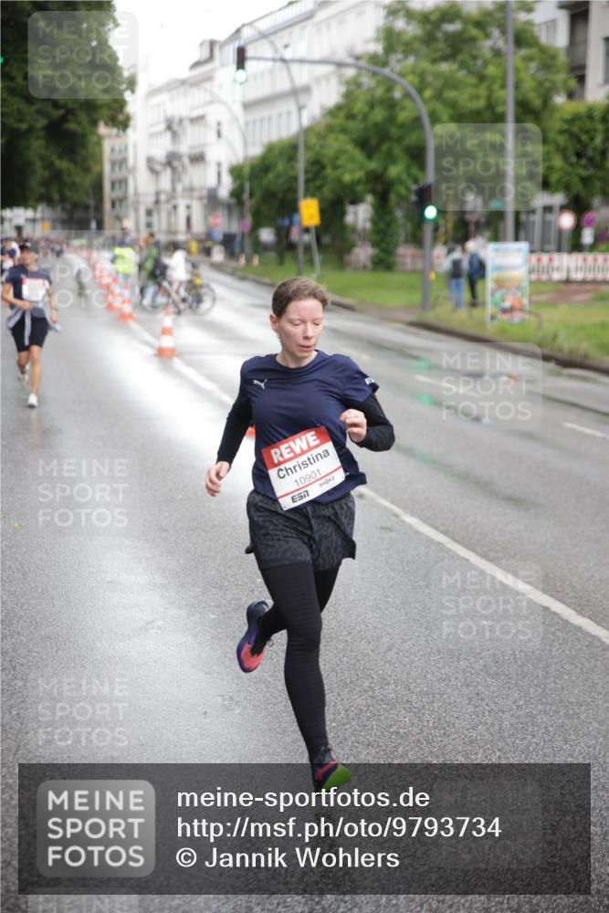 14.06.2026 - REWE Women's Run Jannik Wohlers http://msf.ph/oto/9793734 14.06.2026 09:53:16 Laufen 10901, 7 meine-sportfotos.de
