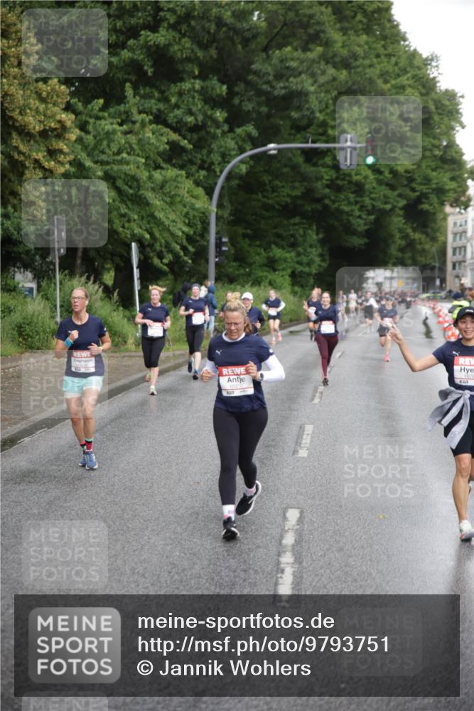 14.06.2026 - REWE Women's Run Jannik Wohlers http://msf.ph/oto/9793751 14.06.2026 09:53:19 Laufen  meine-sportfotos.de