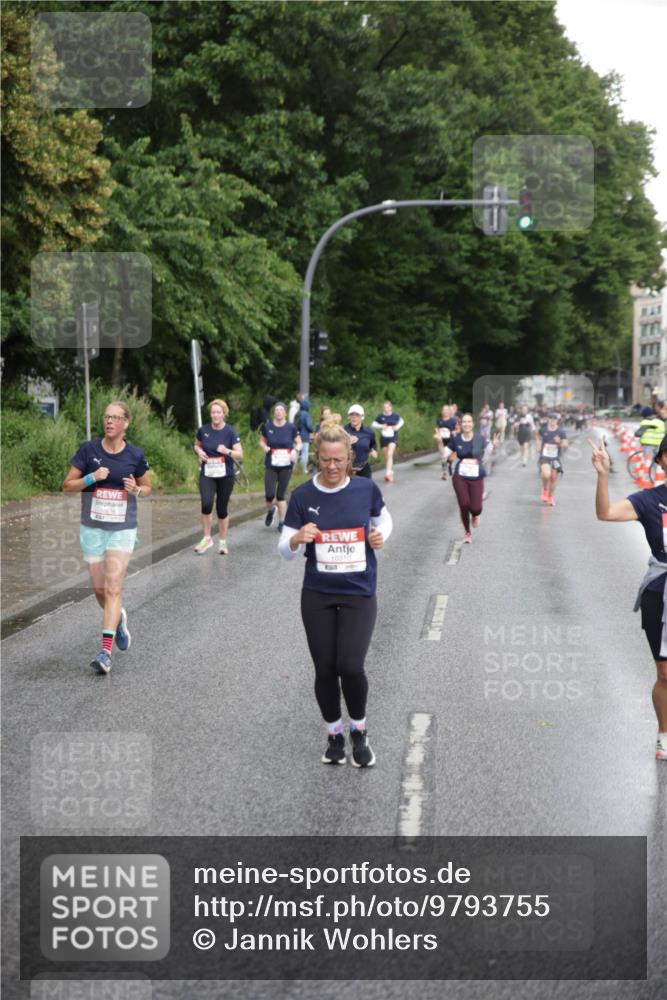 14.06.2026 - REWE Women's Run Jannik Wohlers http://msf.ph/oto/9793755 14.06.2026 09:53:19 Laufen 499 meine-sportfotos.de