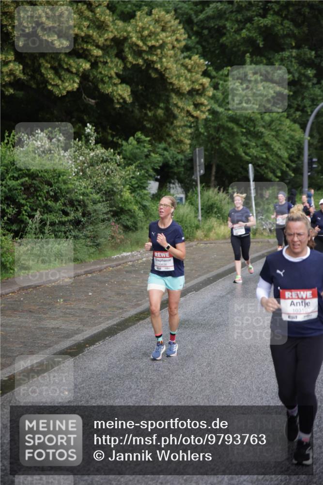 14.06.2026 - REWE Women's Run Jannik Wohlers http://msf.ph/oto/9793763 14.06.2026 09:53:20 Laufen 10636, 10310 meine-sportfotos.de