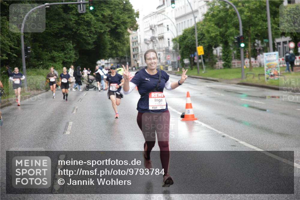 14.06.2026 - REWE Women's Run Jannik Wohlers http://msf.ph/oto/9793784 14.06.2026 09:53:23 Laufen 11262, 7 meine-sportfotos.de