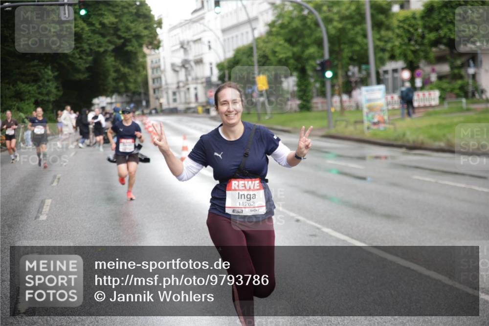 14.06.2026 - REWE Women's Run Jannik Wohlers http://msf.ph/oto/9793786 14.06.2026 09:53:24 Laufen 11262 meine-sportfotos.de