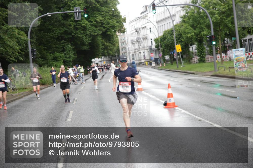 14.06.2026 - REWE Women's Run Jannik Wohlers http://msf.ph/oto/9793805 14.06.2026 09:53:26 Laufen 10131, 30 meine-sportfotos.de