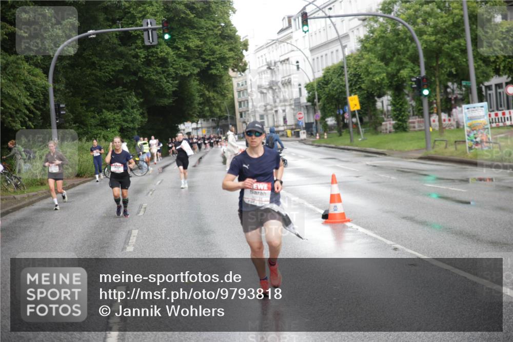 14.06.2026 - REWE Women's Run Jannik Wohlers http://msf.ph/oto/9793818 14.06.2026 09:53:26 Laufen 10131 meine-sportfotos.de