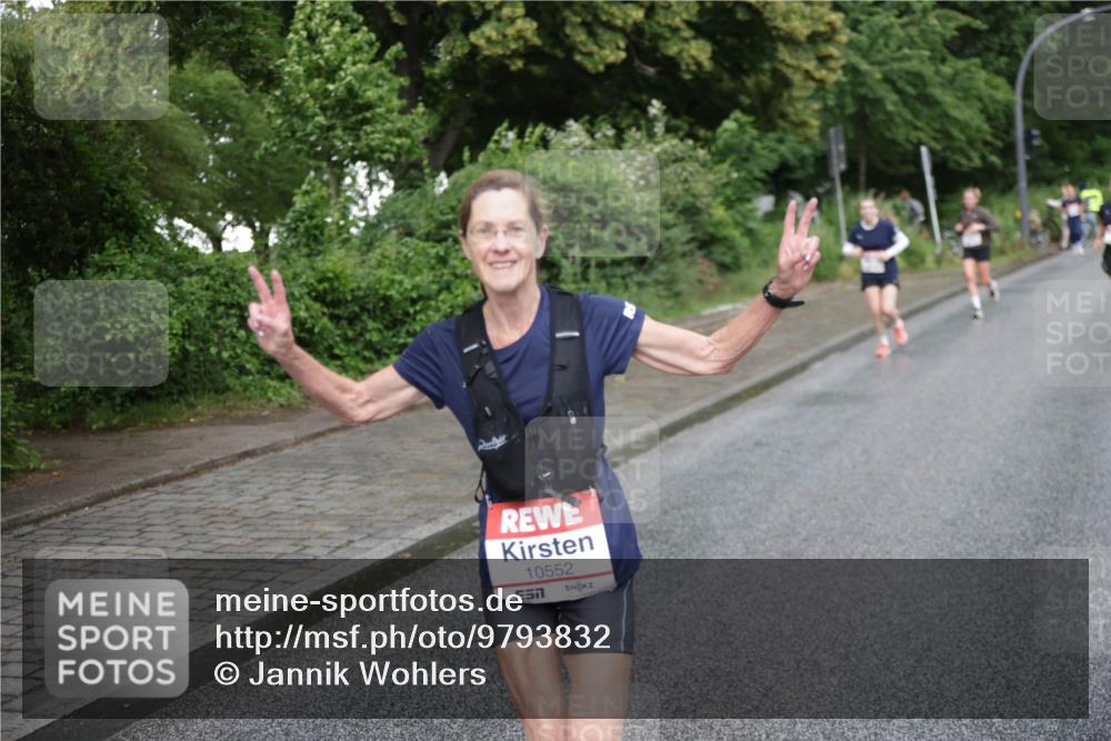 14.06.2026 - REWE Women's Run Jannik Wohlers http://msf.ph/oto/9793832 14.06.2026 09:53:27 Laufen 10552, 7 meine-sportfotos.de