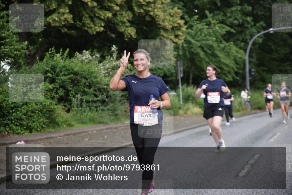 14.06.2026 - REWE Women's Run Jannik Wohlers http://msf.ph/oto/9793861 14.06.2026 09:53:46 Laufen 55, 10338 meine-sportfotos.de