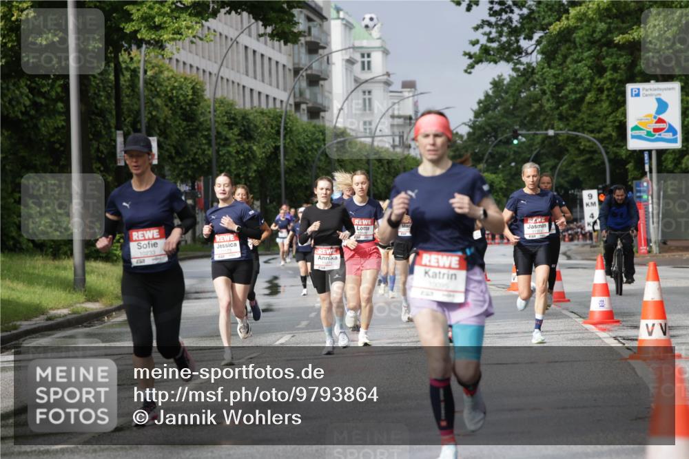14.06.2026 - REWE Women's Run Jannik Wohlers http://msf.ph/oto/9793864 14.06.2026 09:07:45 Laufen 10233, 7, 10274, 10095, 11351, 9 meine-sportfotos.de