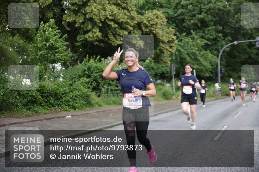 14.06.2026 - REWE Women's Run Jannik Wohlers http://msf.ph/oto/9793873 14.06.2026 09:53:46 Laufen 10338 meine-sportfotos.de