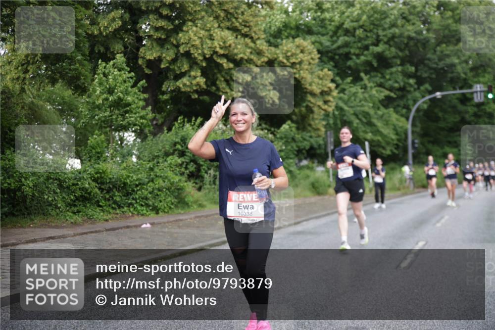 14.06.2026 - REWE Women's Run Jannik Wohlers http://msf.ph/oto/9793879 14.06.2026 09:53:46 Laufen 10338, 55 meine-sportfotos.de