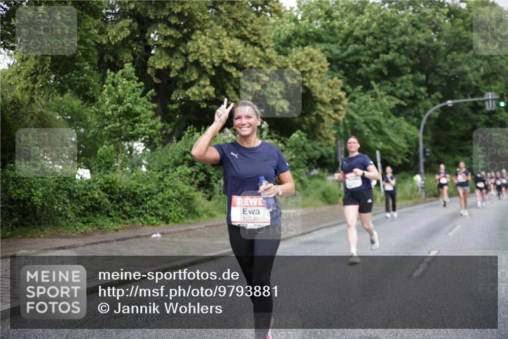 14.06.2026 - REWE Women's Run Jannik Wohlers http://msf.ph/oto/9793881 14.06.2026 09:53:46 Laufen 10338 meine-sportfotos.de