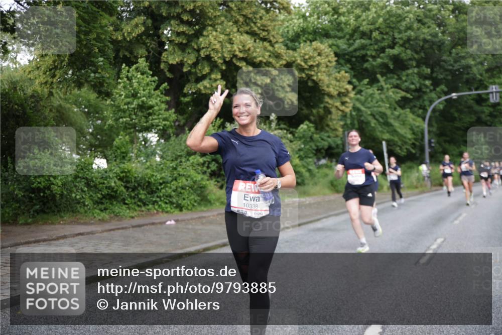 14.06.2026 - REWE Women's Run Jannik Wohlers http://msf.ph/oto/9793885 14.06.2026 09:53:46 Laufen 10338 meine-sportfotos.de