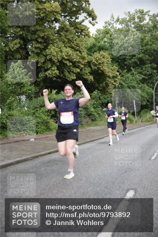 14.06.2026 - REWE Women's Run Jannik Wohlers http://msf.ph/oto/9793892 14.06.2026 09:53:47 Laufen  meine-sportfotos.de