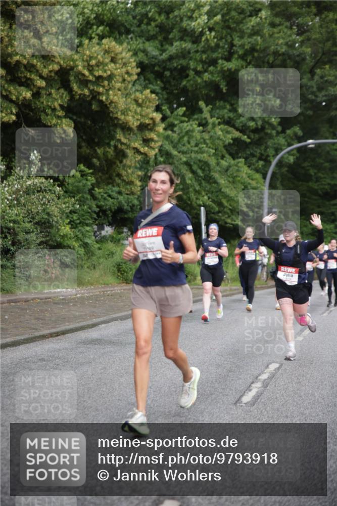 14.06.2026 - REWE Women's Run Jannik Wohlers http://msf.ph/oto/9793918 14.06.2026 09:53:51 Laufen 11588, 1999 meine-sportfotos.de