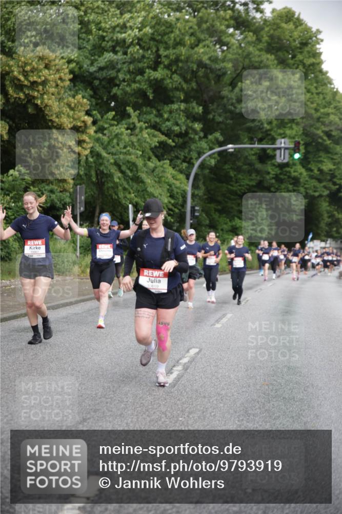 14.06.2026 - REWE Women's Run Jannik Wohlers http://msf.ph/oto/9793919 14.06.2026 09:53:52 Laufen 10067, 10659, 1999 meine-sportfotos.de