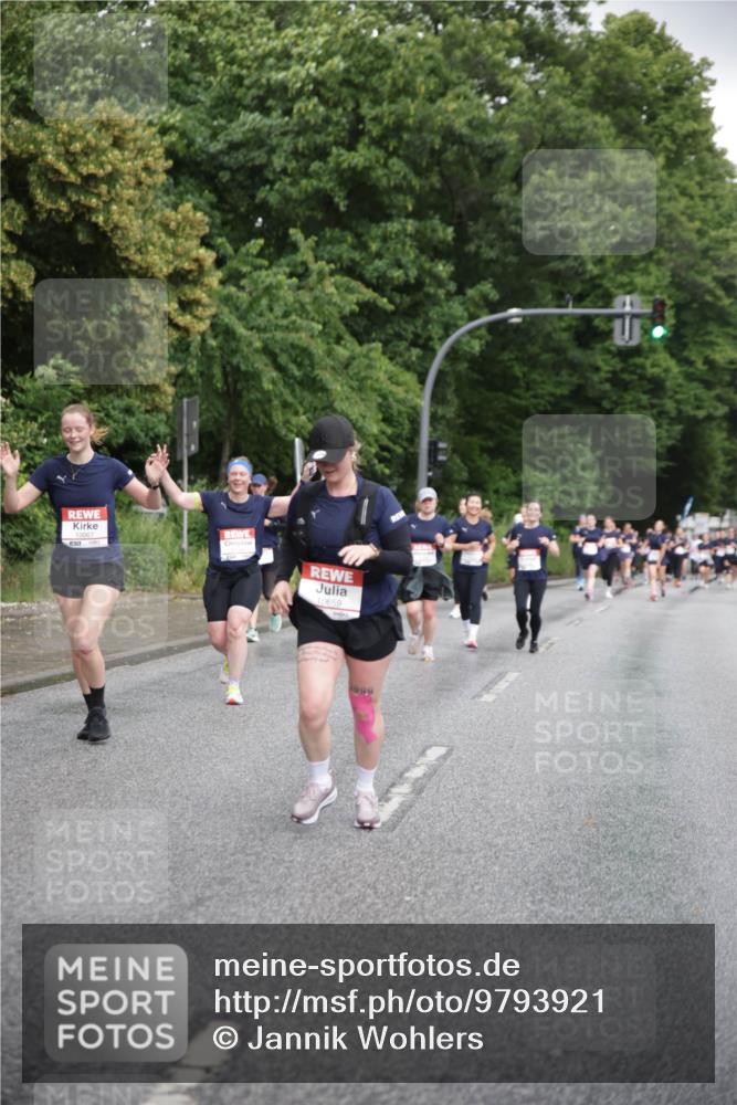 14.06.2026 - REWE Women's Run Jannik Wohlers http://msf.ph/oto/9793921 14.06.2026 09:53:52 Laufen 10067, 10659, 1999 meine-sportfotos.de