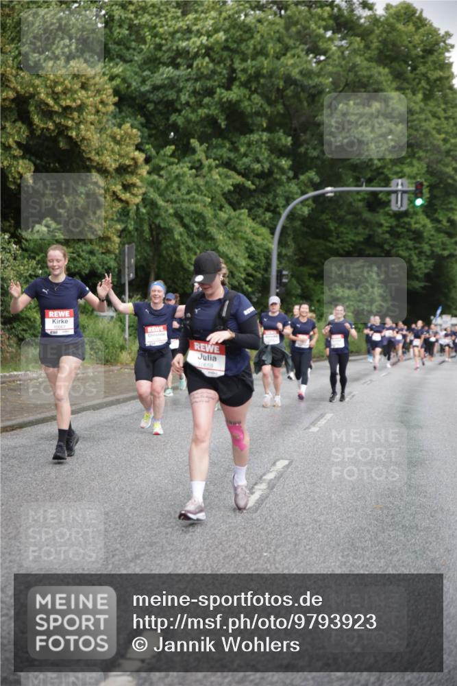 14.06.2026 - REWE Women's Run Jannik Wohlers http://msf.ph/oto/9793923 14.06.2026 09:53:52 Laufen 10067, 10659 meine-sportfotos.de