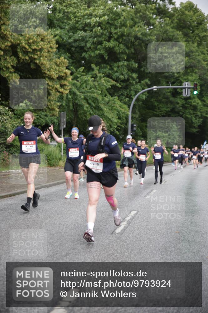 14.06.2026 - REWE Women's Run Jannik Wohlers http://msf.ph/oto/9793924 14.06.2026 09:53:52 Laufen 10067, 10659, 1999 meine-sportfotos.de