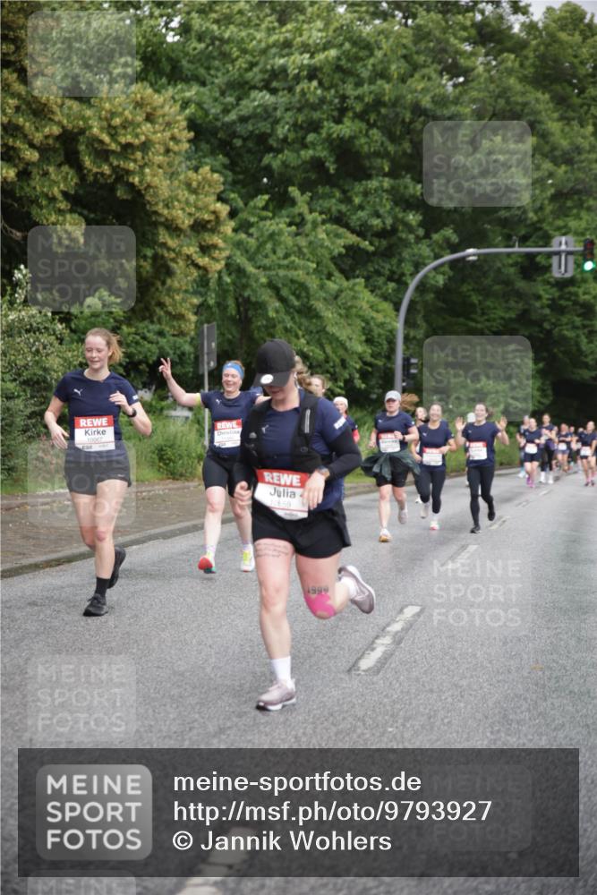 14.06.2026 - REWE Women's Run Jannik Wohlers http://msf.ph/oto/9793927 14.06.2026 09:53:53 Laufen 10067, 10659, 1999 meine-sportfotos.de