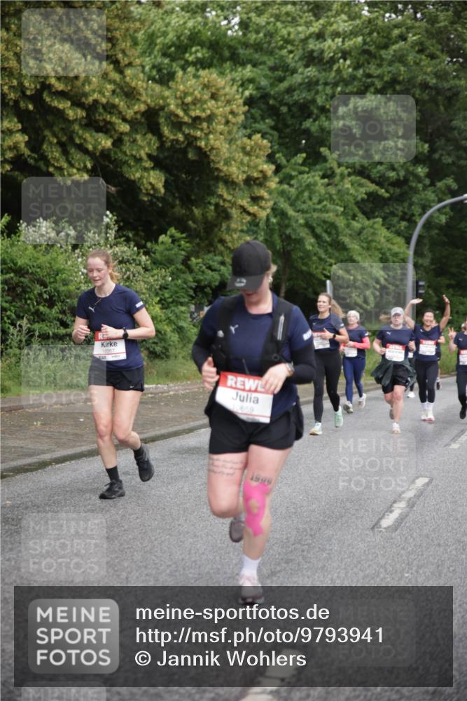 14.06.2026 - REWE Women's Run Jannik Wohlers http://msf.ph/oto/9793941 14.06.2026 09:53:53 Laufen 10067, 651, 10659, 1999 meine-sportfotos.de