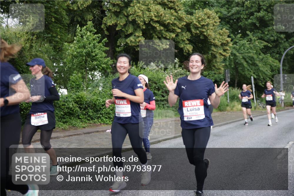 14.06.2026 - REWE Women's Run Jannik Wohlers http://msf.ph/oto/9793977 14.06.2026 09:53:57 Laufen 10590, 10033, 10034, 7 meine-sportfotos.de