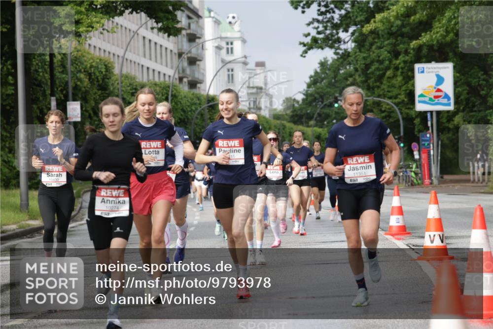 14.06.2026 - REWE Women's Run Jannik Wohlers http://msf.ph/oto/9793978 14.06.2026 09:07:49 Laufen 10430, 10274, 50, 215, 11351, 7 meine-sportfotos.de