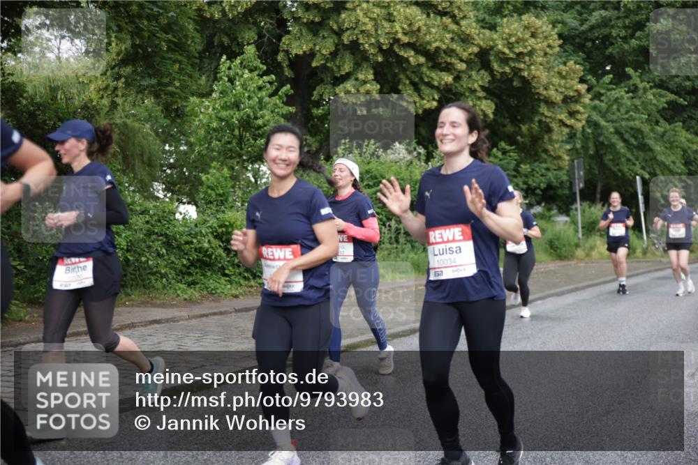 14.06.2026 - REWE Women's Run Jannik Wohlers http://msf.ph/oto/9793983 14.06.2026 09:53:57 Laufen 10500, 57, 10034, 57 meine-sportfotos.de