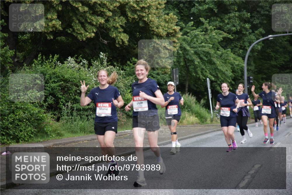 14.06.2026 - REWE Women's Run Jannik Wohlers http://msf.ph/oto/9793989 14.06.2026 09:54:00 Laufen 10056, 10054 meine-sportfotos.de