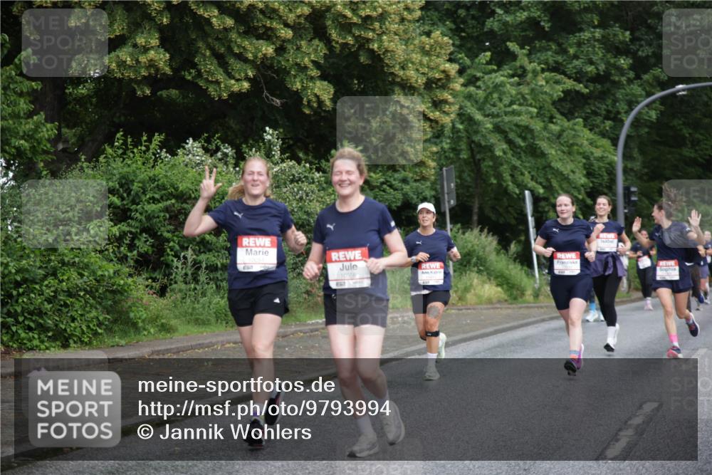 14.06.2026 - REWE Women's Run Jannik Wohlers http://msf.ph/oto/9793994 14.06.2026 09:54:00 Laufen 10054, 10056 meine-sportfotos.de