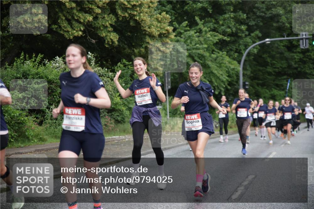 14.06.2026 - REWE Women's Run Jannik Wohlers http://msf.ph/oto/9794025 14.06.2026 09:54:03 Laufen 10031, 11307, 11309 meine-sportfotos.de